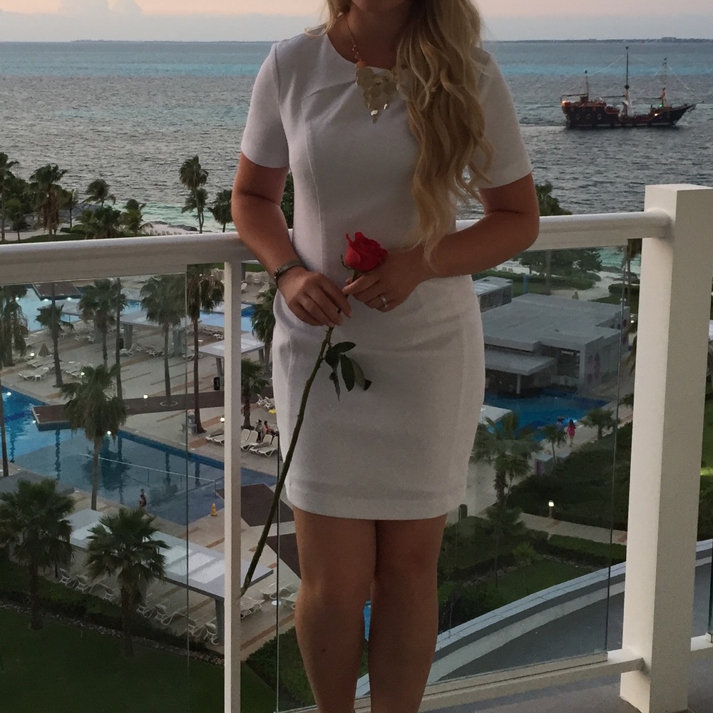 Banana republic white mini dress